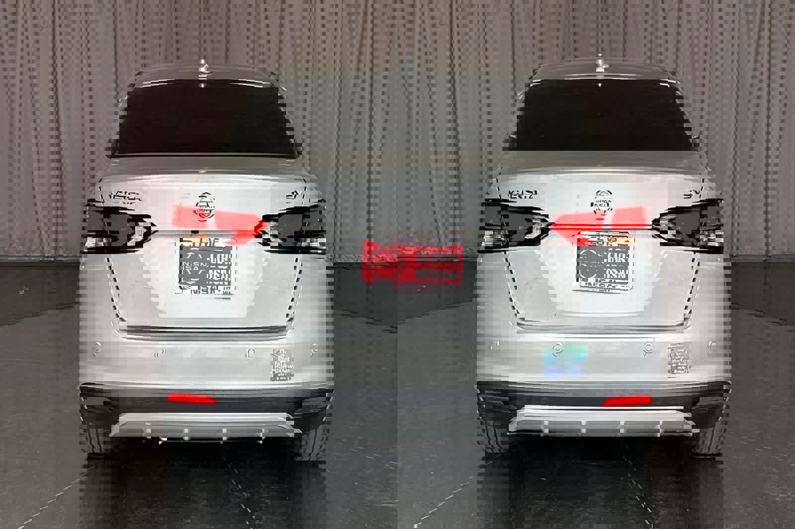 Used 2021 Nissan Versa SV image 8