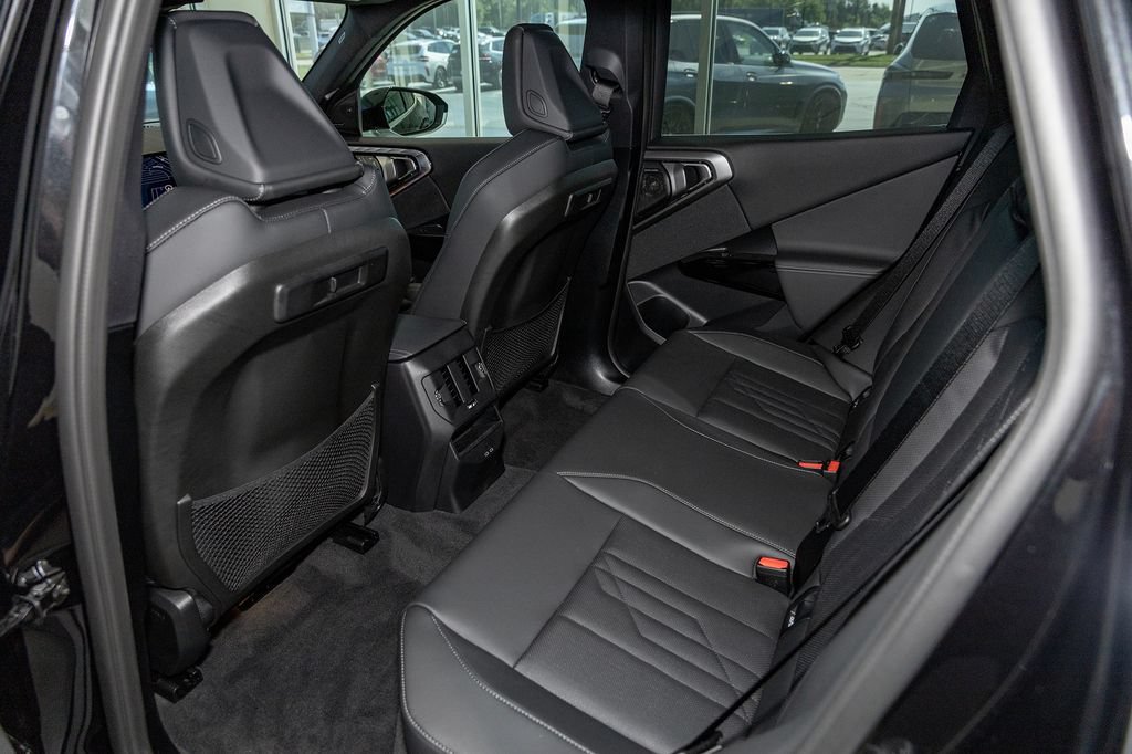 New 2026 BMW X3 xDrive30i w/ Premium Package AWD/4WD image 8