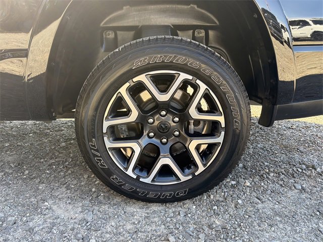 Used 2025 RAM 1500 Laramie w/ Sport Appearance Package image 19