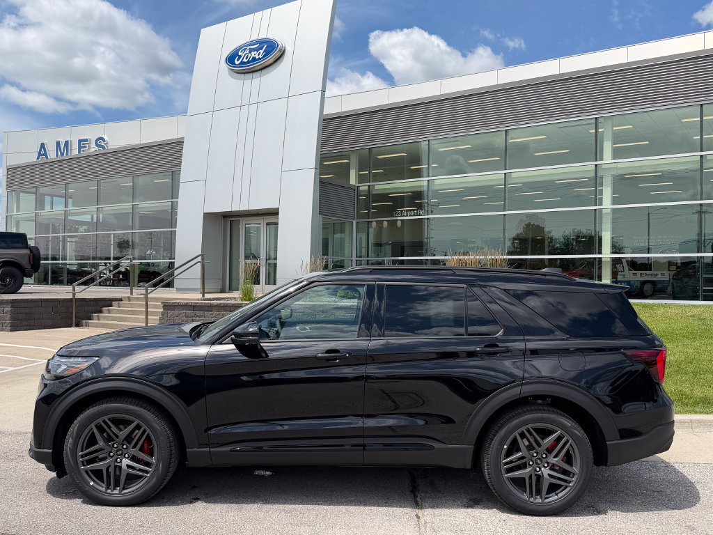 New 2026 Ford Explorer ST w/ Sun And Sound Package AWD/4WD image 3