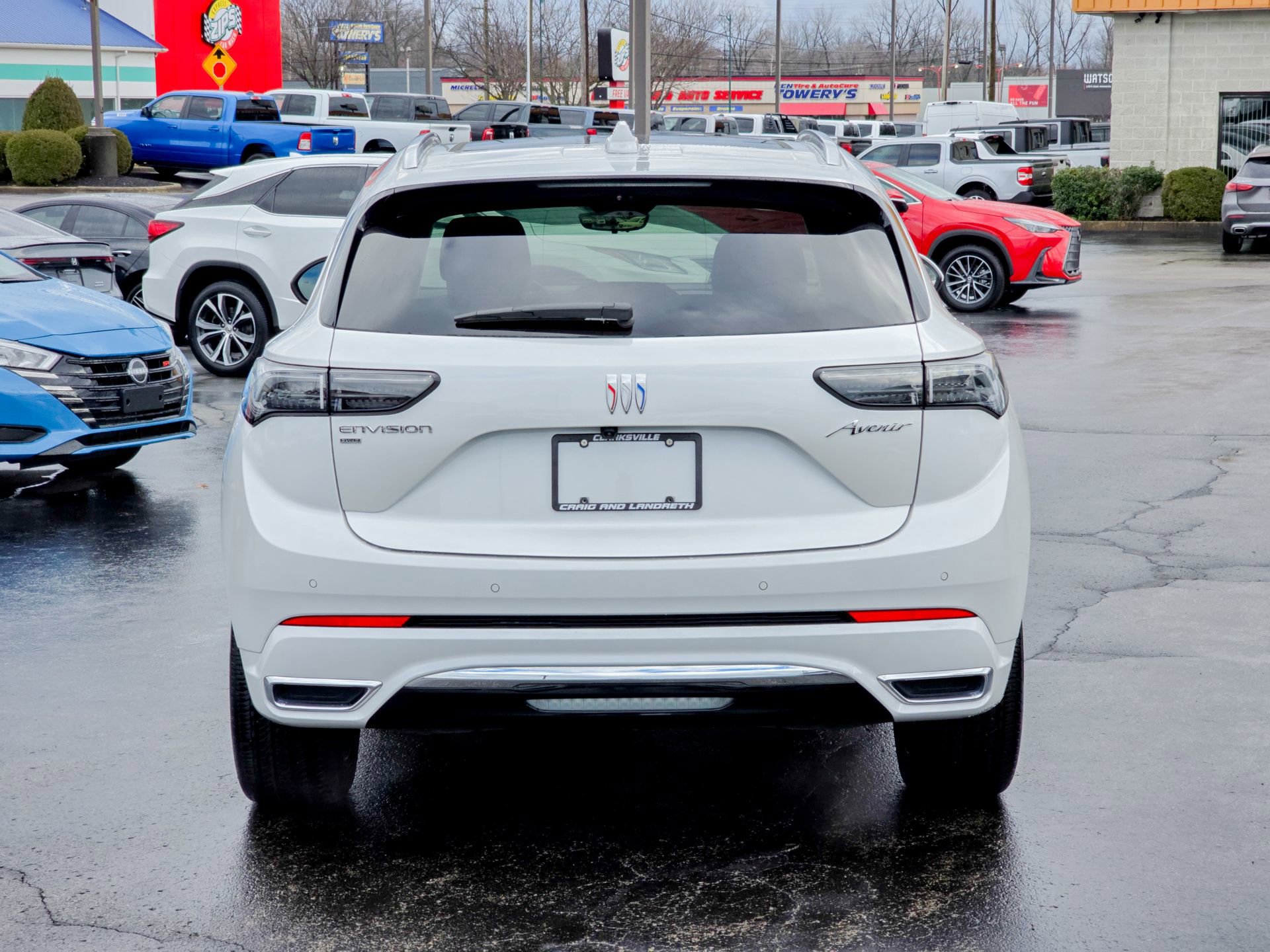 Used 2024 Buick Envision Avenir image 31