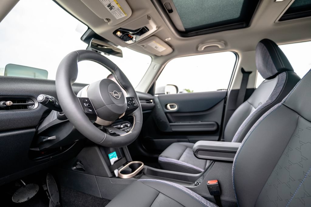 New 2026 MINI Cooper S FWD image 4