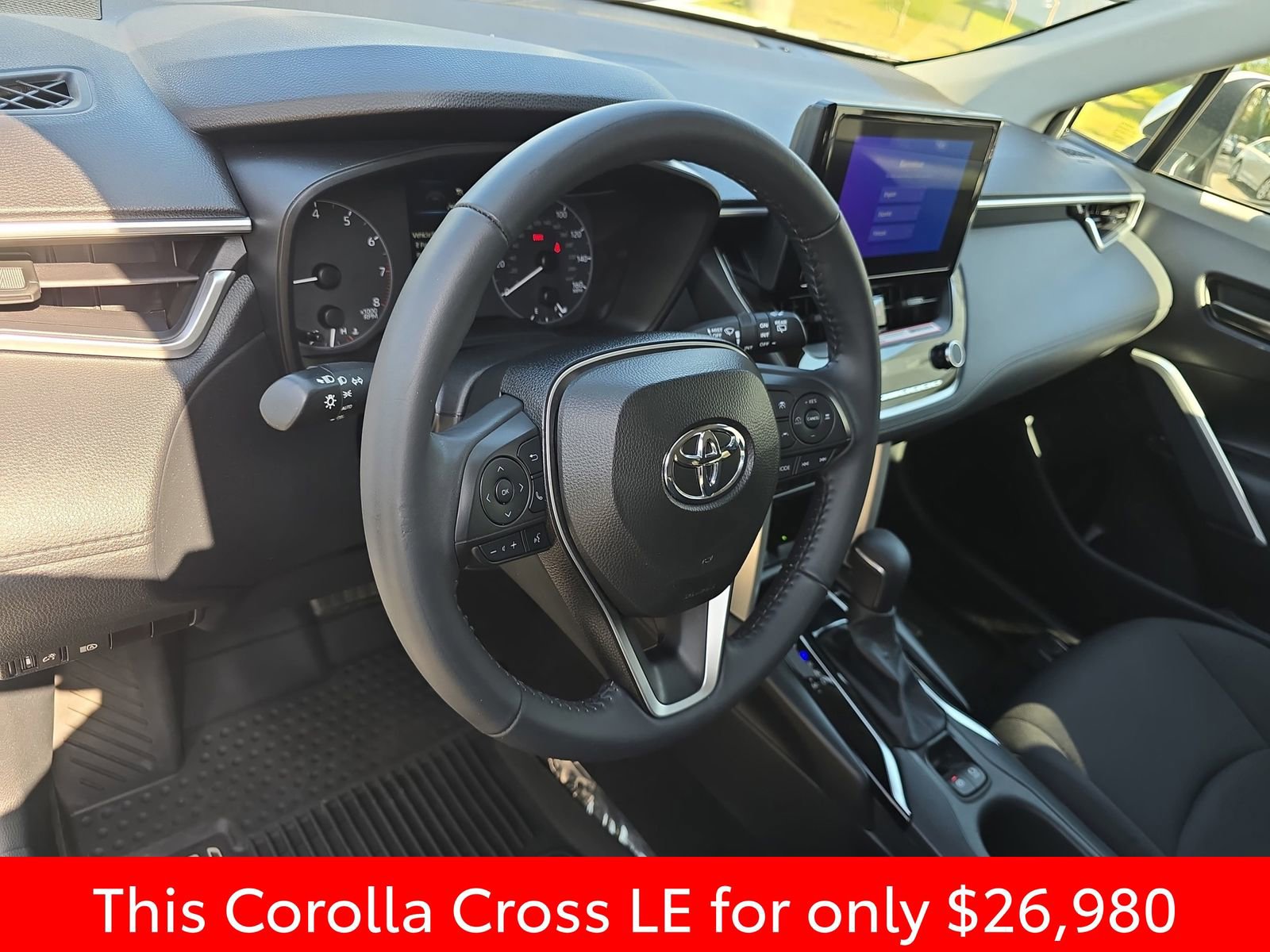 Used 2024 Toyota Corolla Cross LE image 20