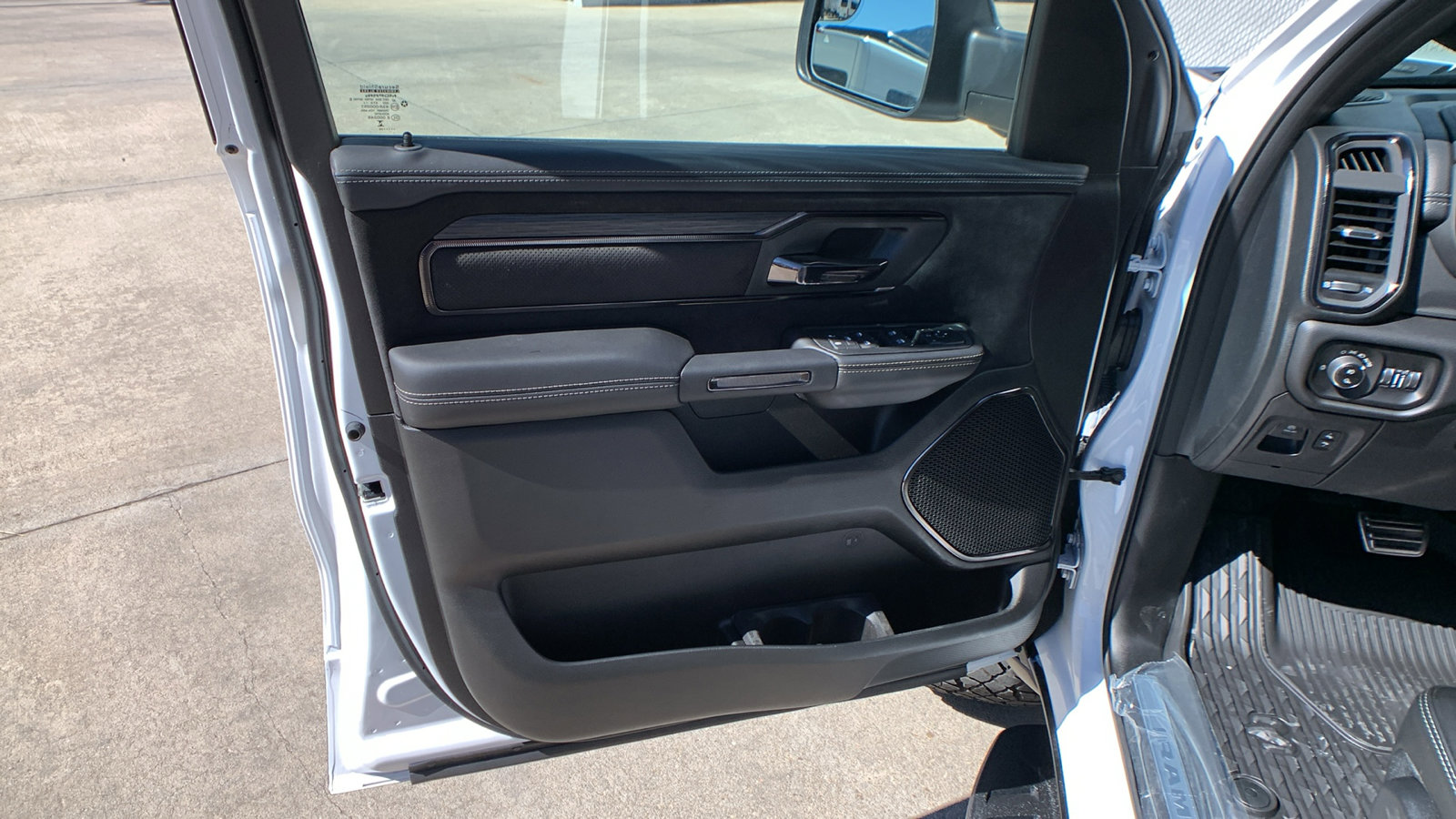 New 2026 RAM 1500 RHO image 12