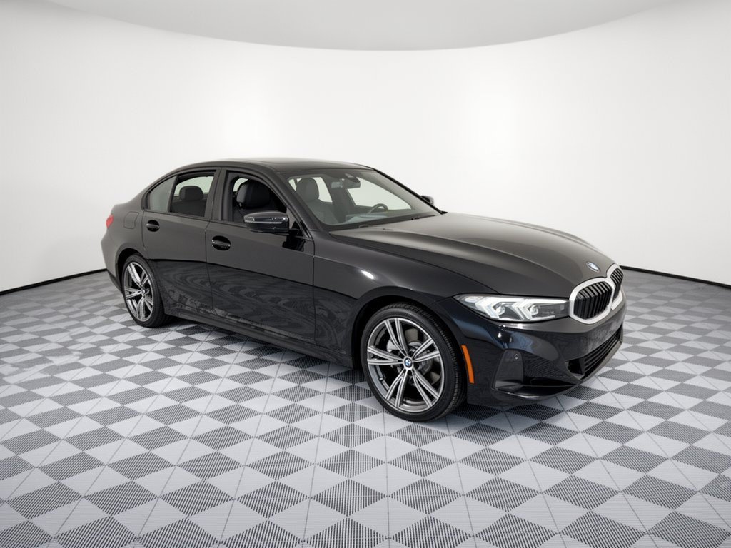 Used 2023 BMW 330i Sedan w/ Convenience Package RWD image 7