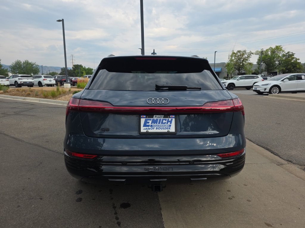 Used 2024 Audi Q8 e-tron Prestige w/ Prestige Package AWD/4WD image 6