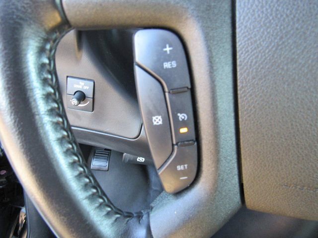 Used 2023 GMC Savana 3500 w/ Driver Convenience Package image 14
