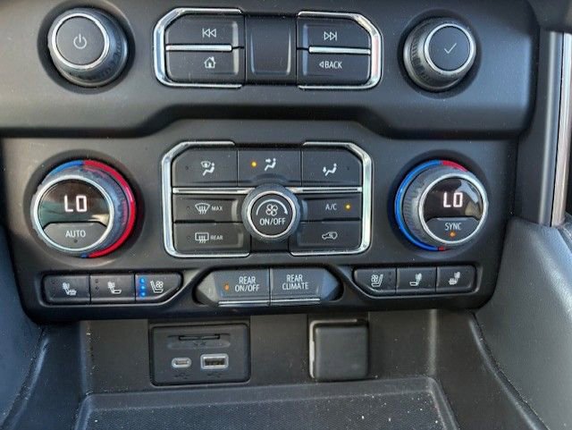 Used 2021 Chevrolet Tahoe High Country AWD/4WD image 15