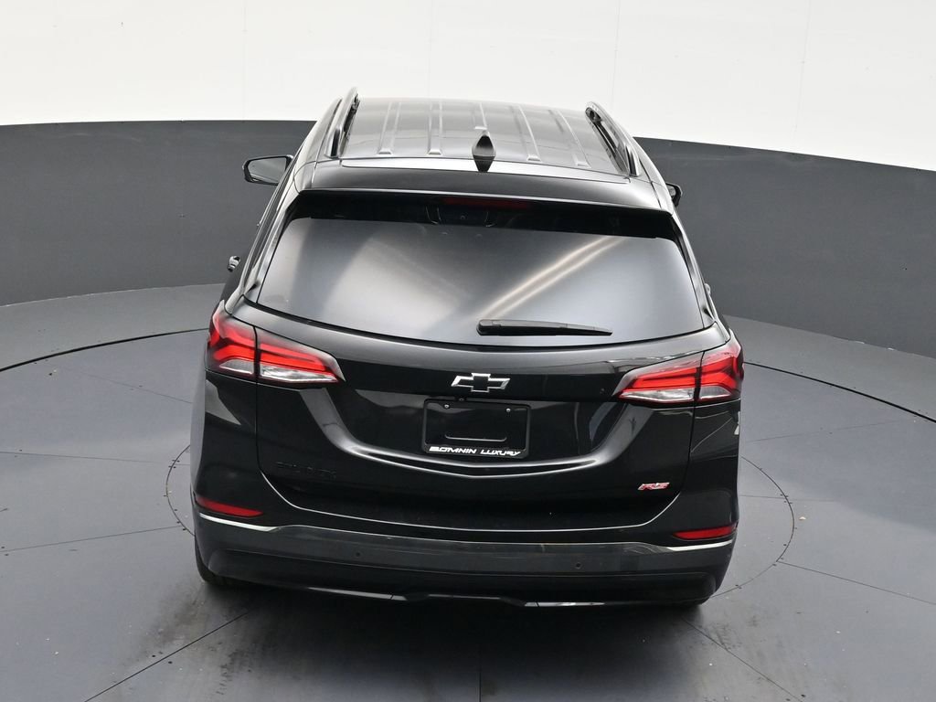 Used 2022 Chevrolet Equinox RS w/ RS Leather Package FWD image 16
