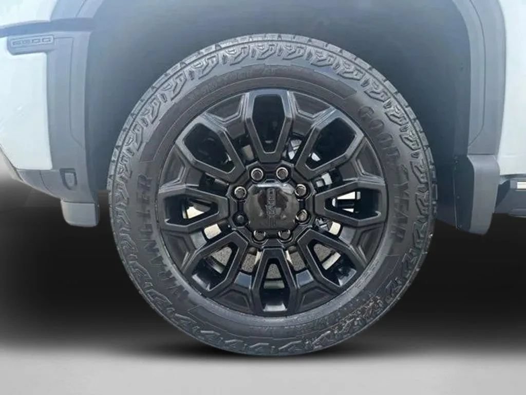 New 2026 GMC Sierra 2500 Denali Ultimate w/ LPO, Black Badging Package AWD/4WD image 39
