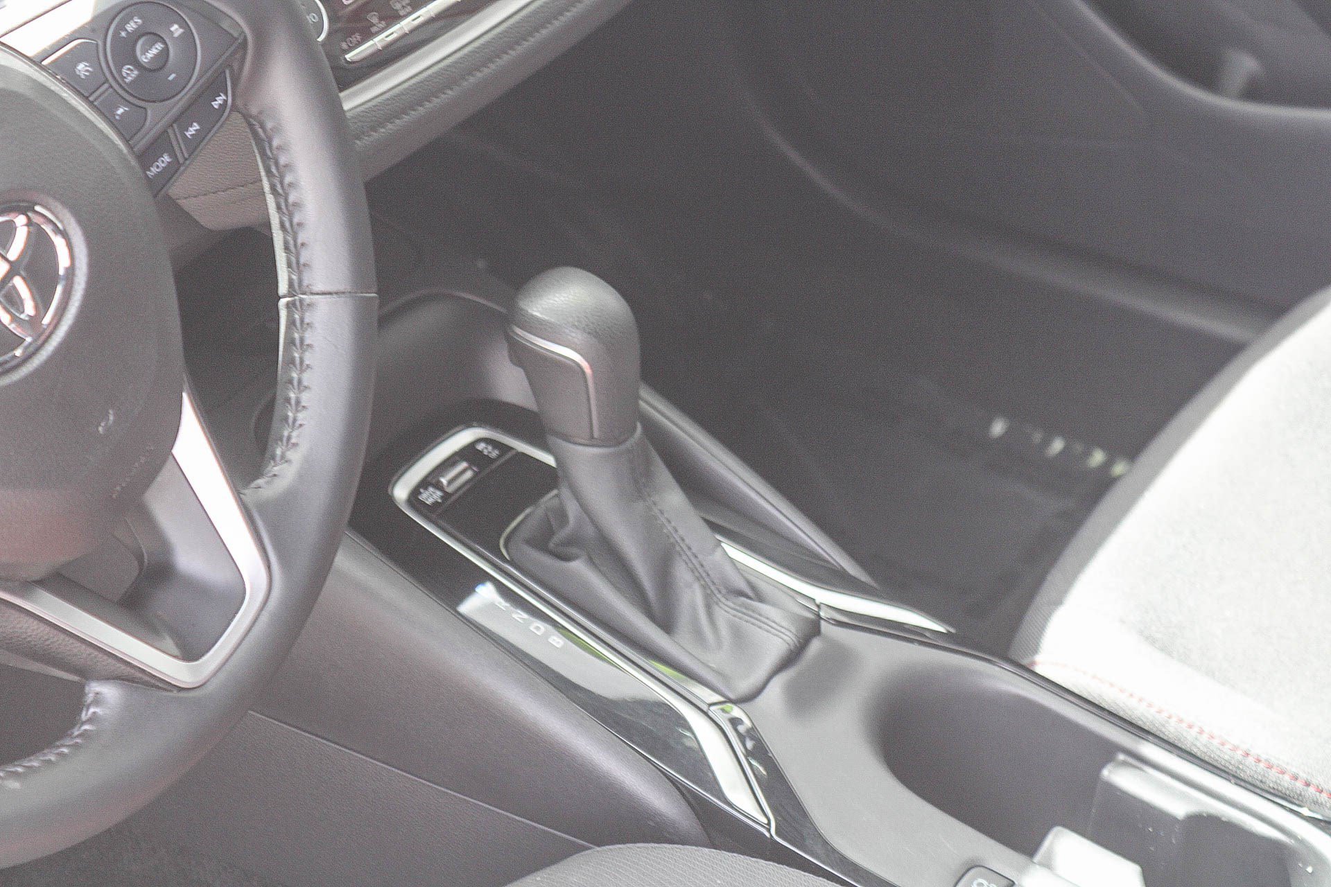 Certified 2025 Toyota Corolla SE w/ SE Premium Package FWD image 21