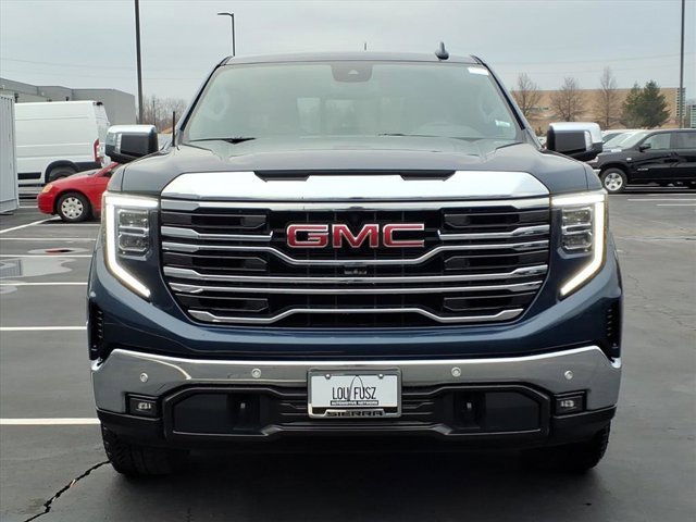 Used 2022 GMC Sierra 1500 SLT w/ SLT Premium Plus Package image 32