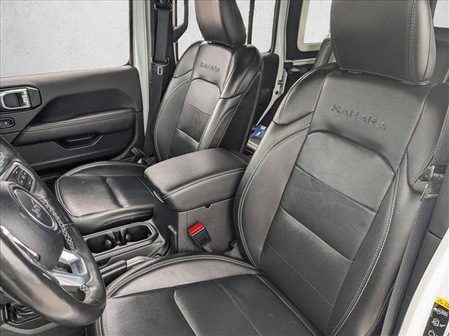 Used 2022 Jeep Wrangler Unlimited Sahara w/ Cold Weather Group image 16