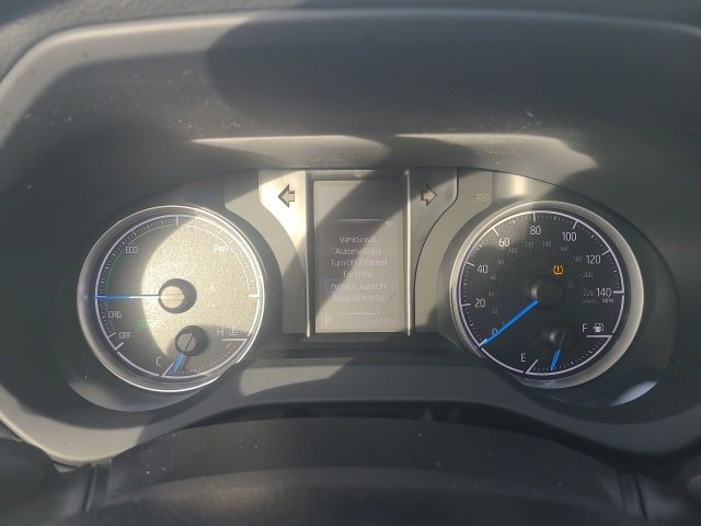 Used 2022 Toyota Venza LE image 24