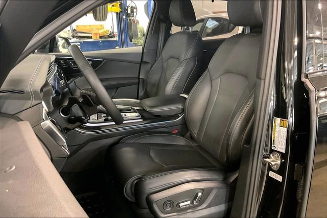 Used 2025 Audi Q7 3.0T Prestige w/ Prestige Package image 25