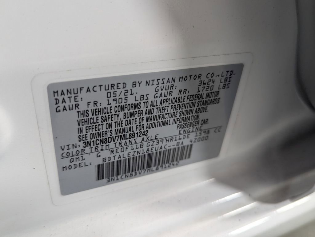 Used 2021 Nissan Versa S FWD image 27