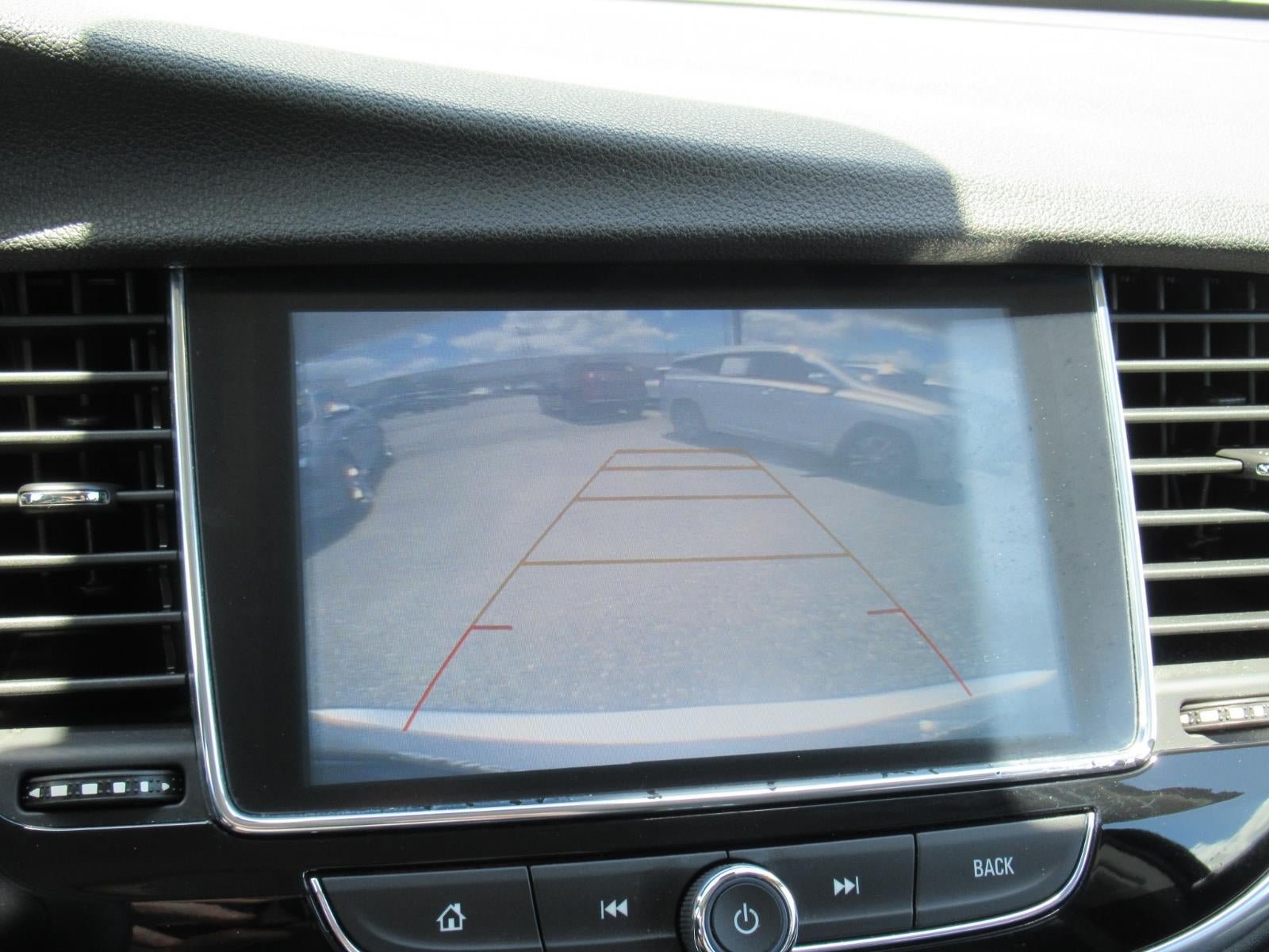 Used 2021 Buick Encore Preferred w/ Safety Package AWD/4WD image 27