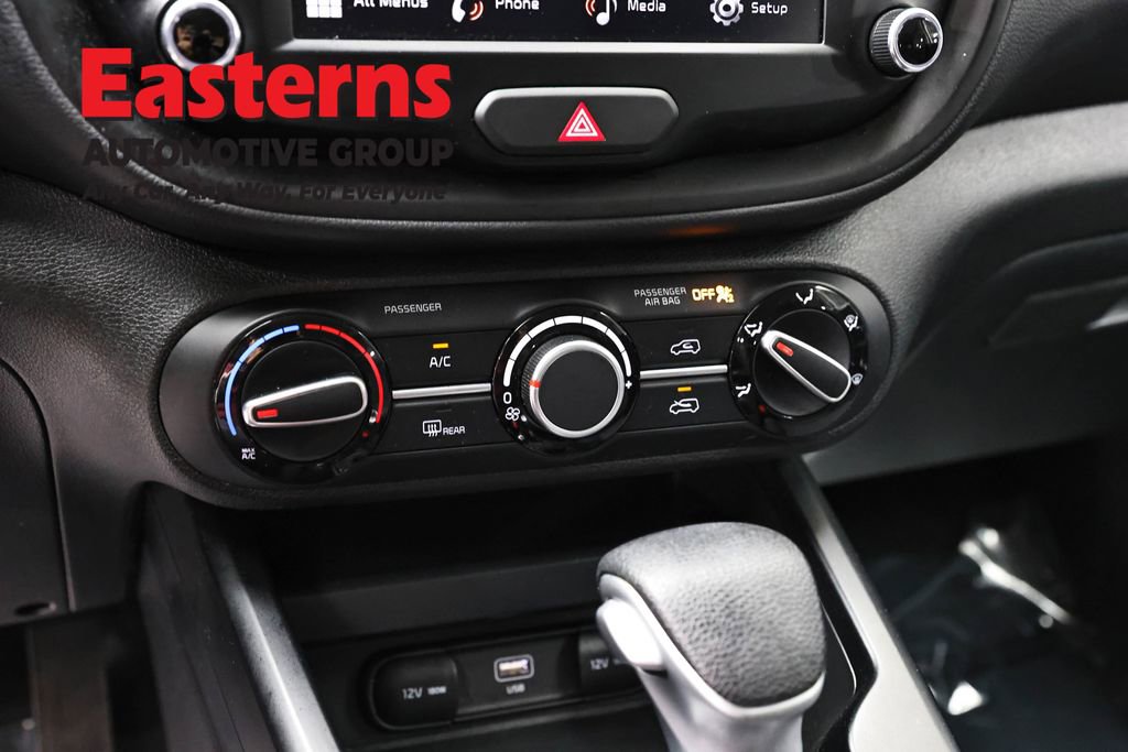 Used 2025 Kia Soul LX FWD image 20