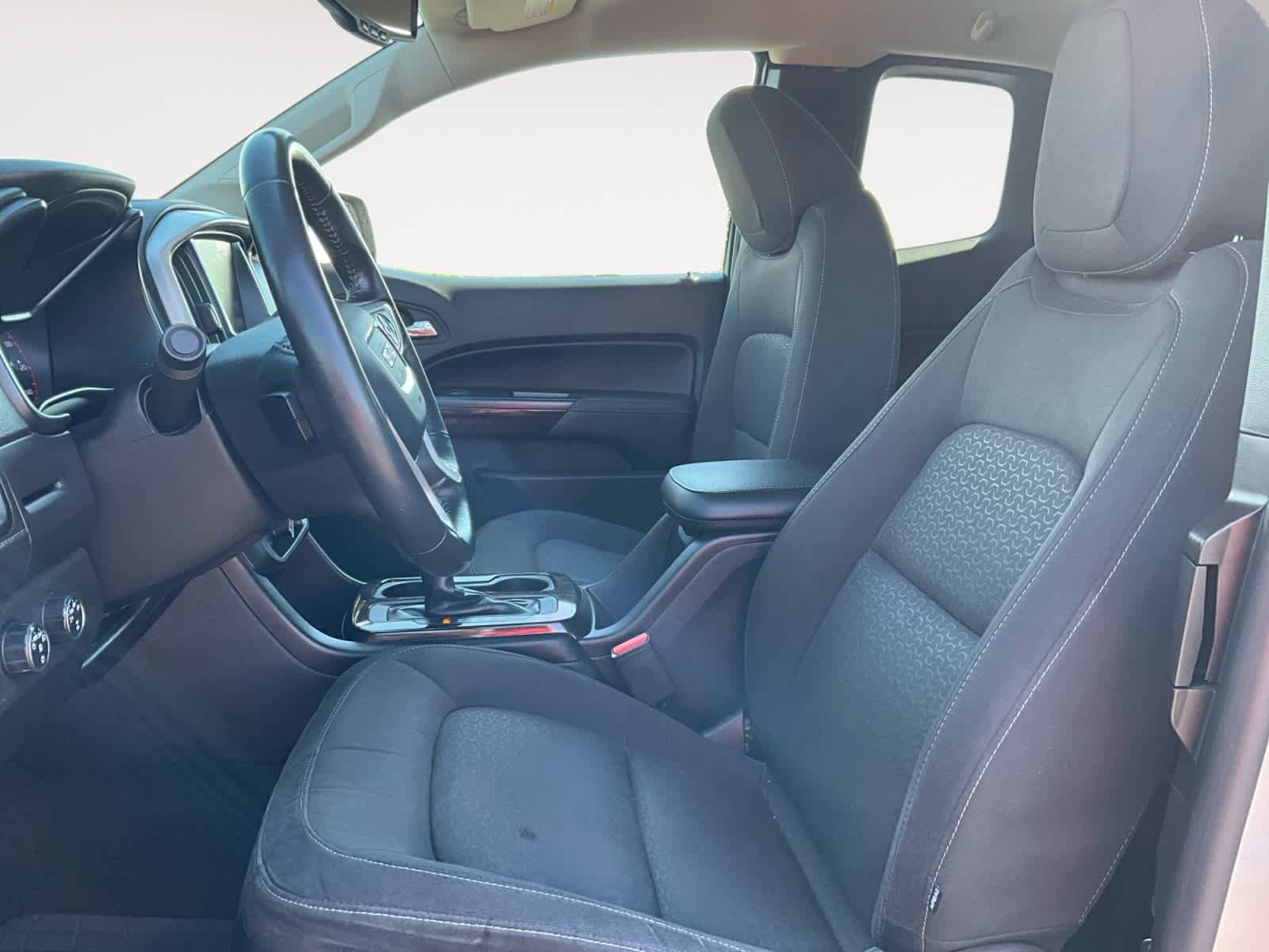Used 2015 GMC Canyon SLE w/ SLE Convenience Package AWD/4WD image 11