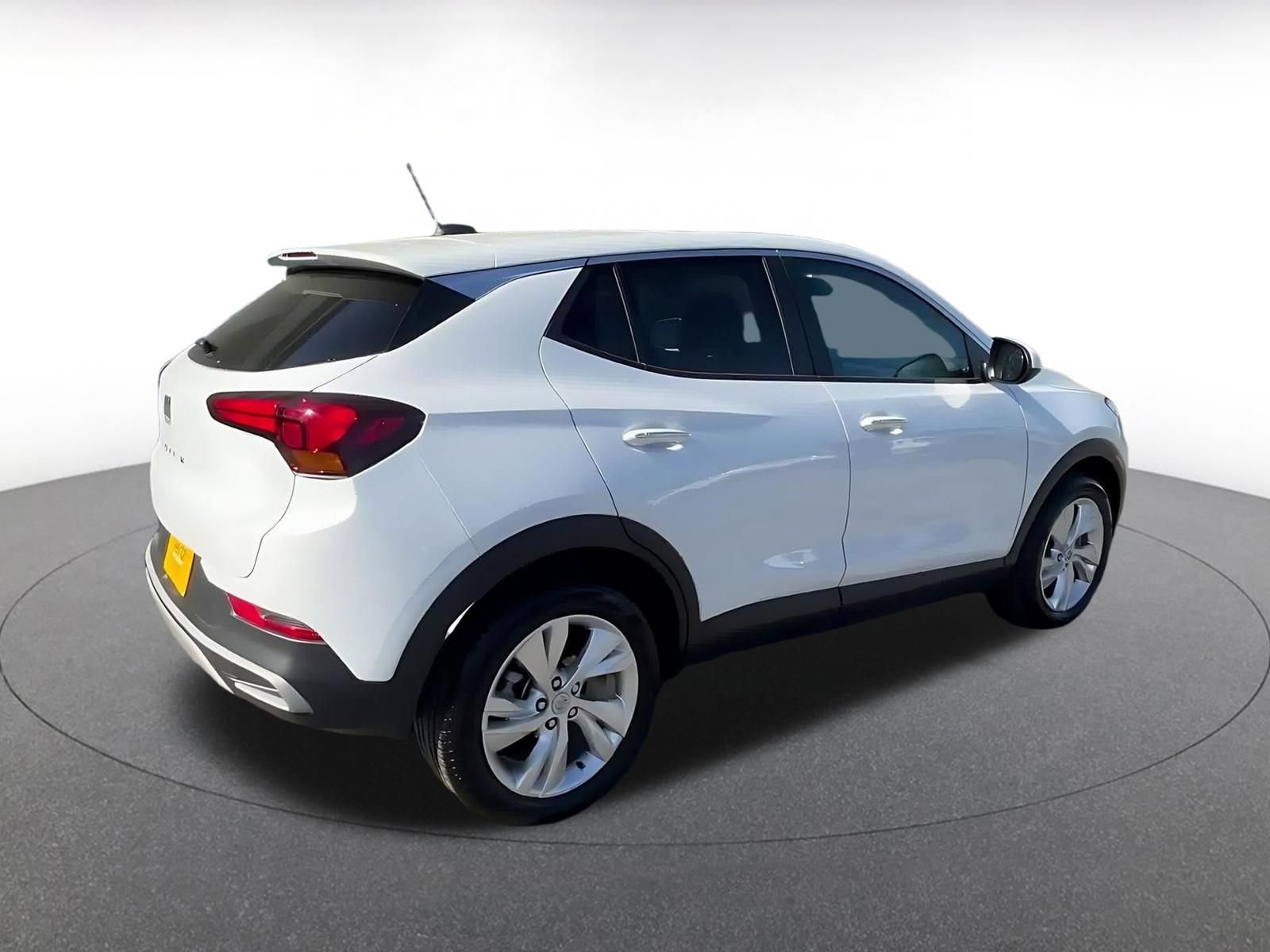 Used 2025 Buick Encore GX Preferred image 13