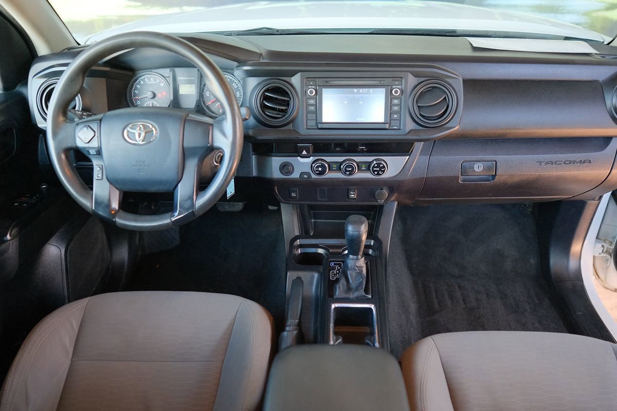 Used 2017 Toyota Tacoma SR RWD image 16