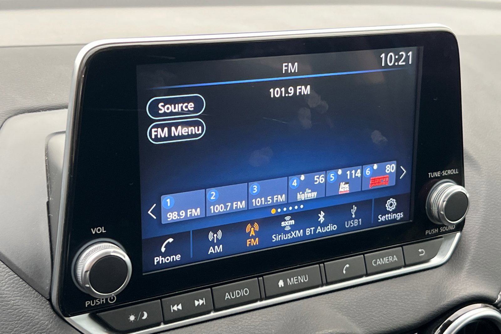 Used 2022 Nissan Sentra SV image 16