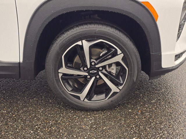 Used 2023 Chevrolet TrailBlazer RS AWD/4WD image 9