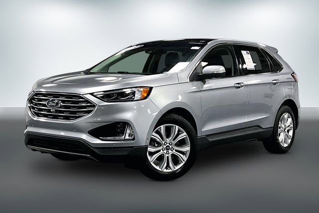 Used 2020 Ford Edge Titanium w/ Equipment Group 301A image 3