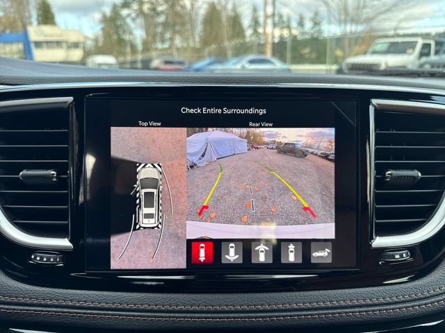 New 2026 Chrysler Pacifica Pinnacle AWD/4WD image 25