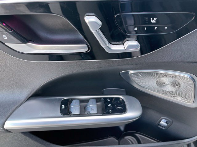 Used 2024 Mercedes-Benz C 300 4MATIC Sedan image 14