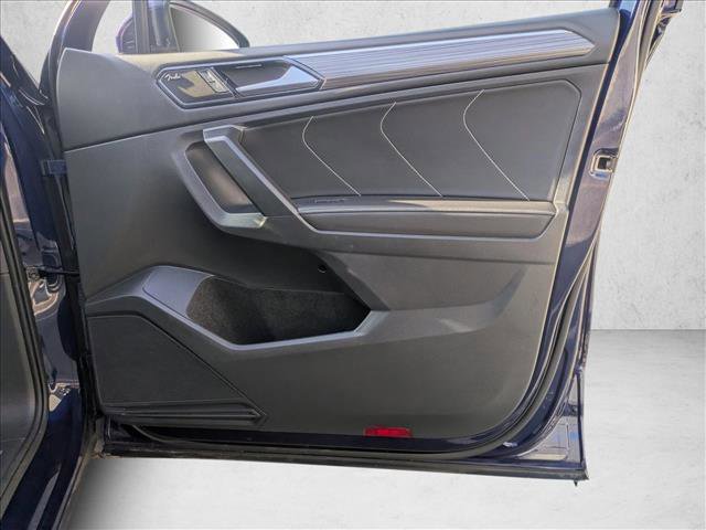 Used 2024 Volkswagen Tiguan SEL R-Line image 26