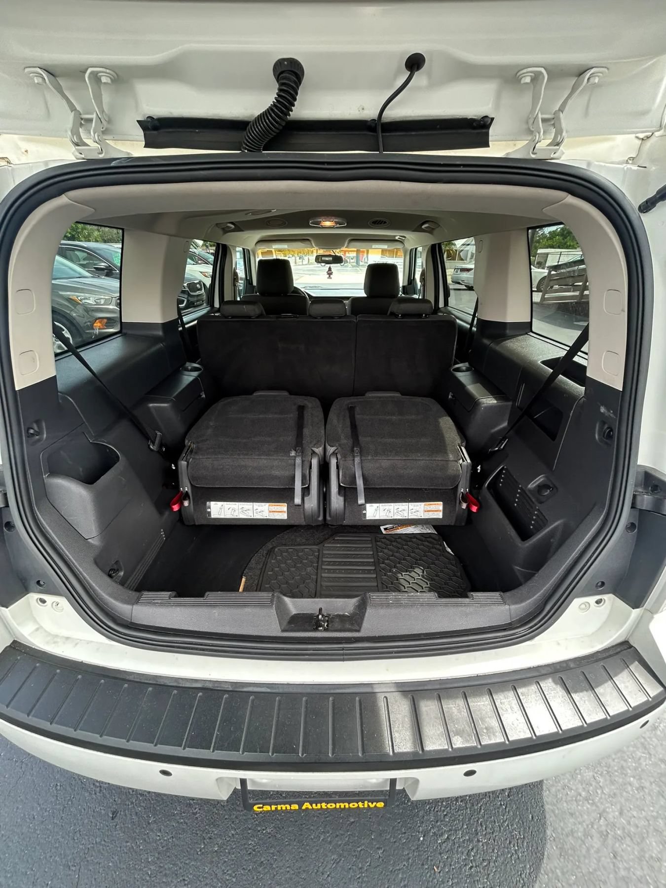 Used 2010 Ford Flex SE FWD image 25