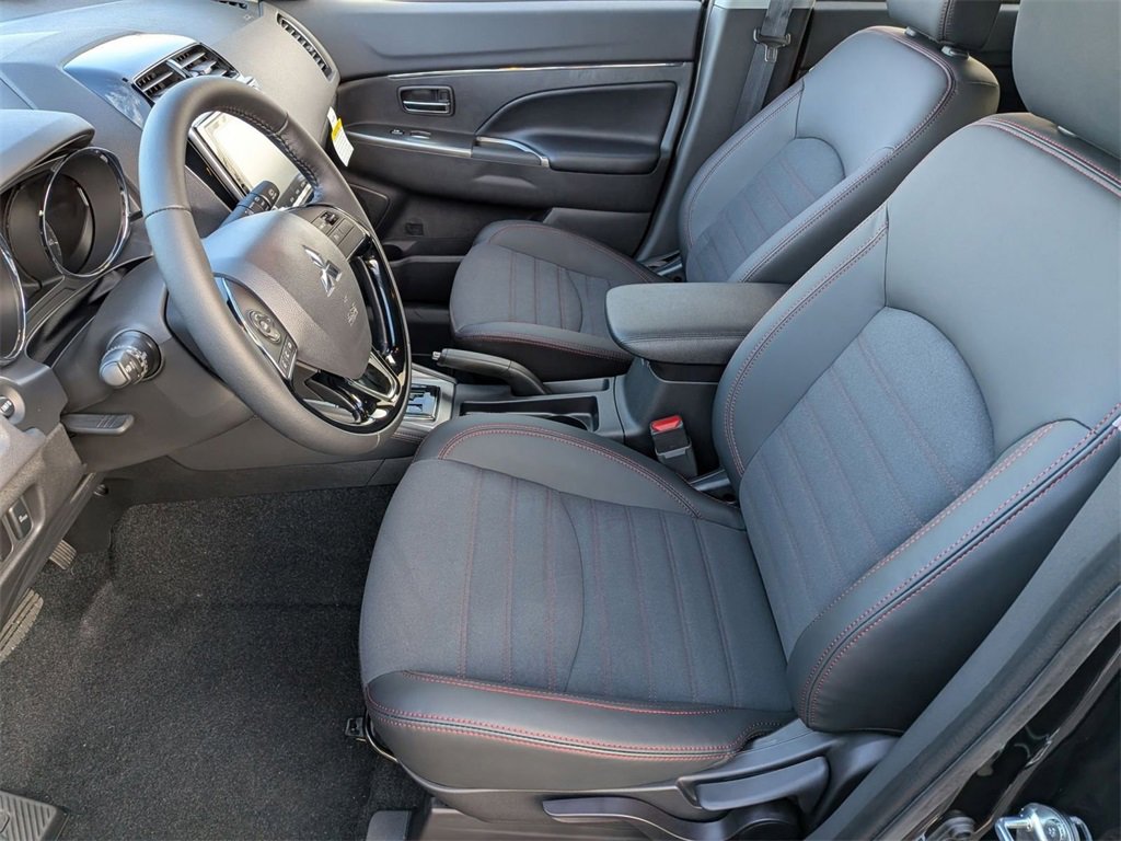 New 2025 Mitsubishi Outlander Sport SE image 11
