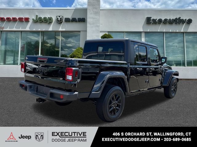 Used 2022 Jeep Gladiator Sport AWD/4WD image 4