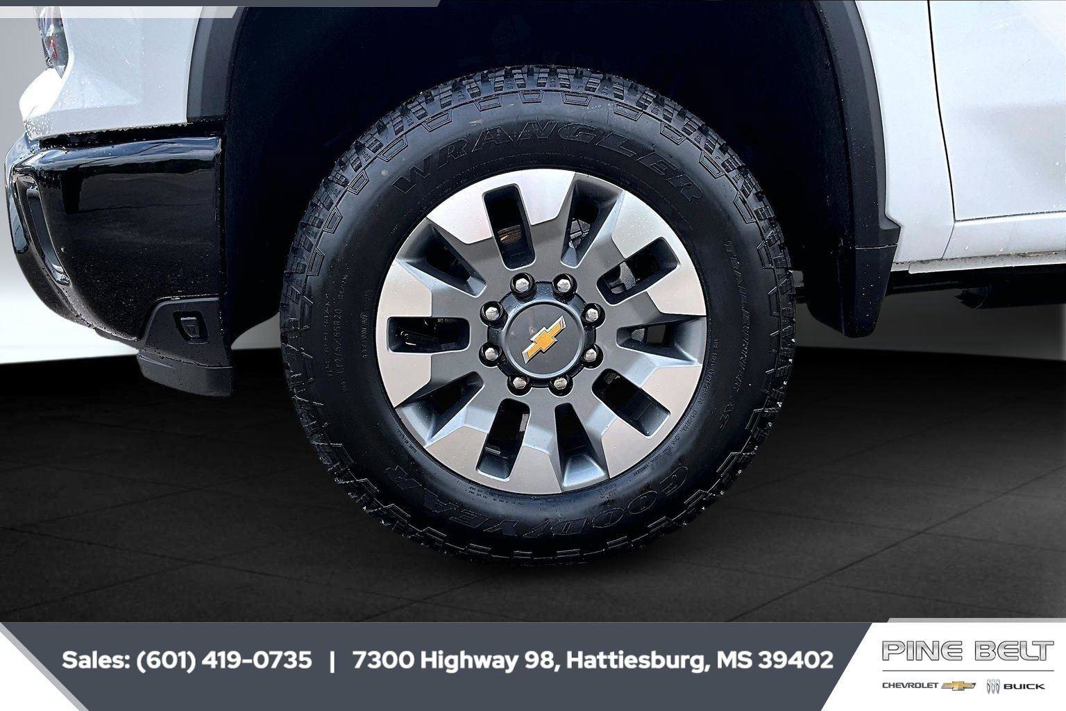 New 2026 Chevrolet Silverado 2500 Custom w/ Custom Value Package image 8