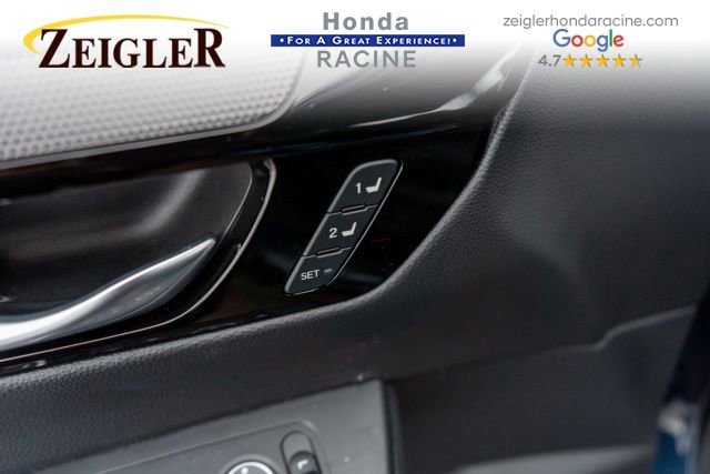 Used 2025 Honda CR-V Sport Touring image 16