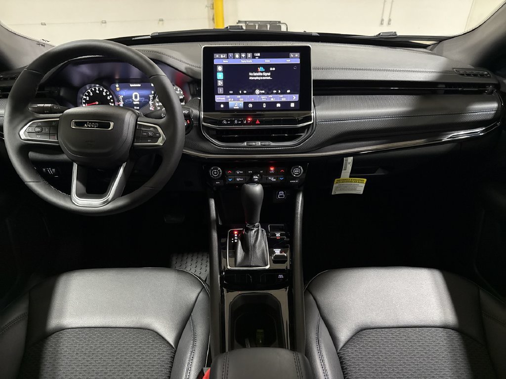 New 2026 Jeep Compass Latitude AWD/4WD image 10