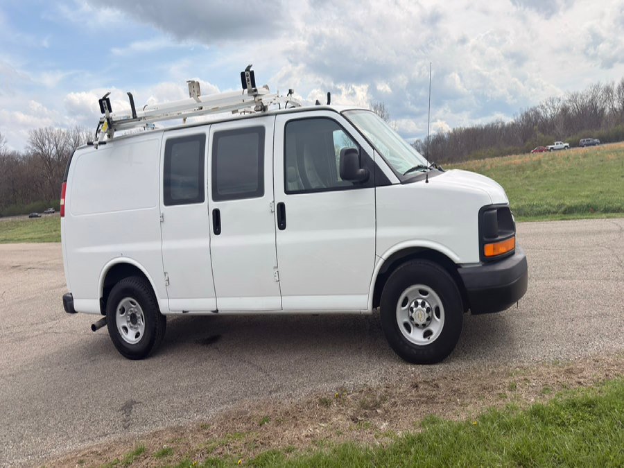 Used 2013 Chevrolet Express 2500 image 7