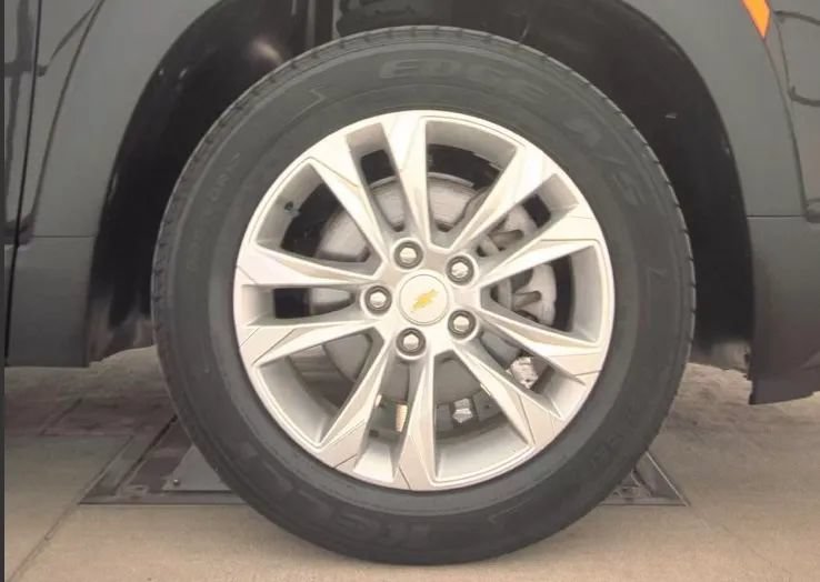 Used 2021 Chevrolet TrailBlazer LS FWD image 12