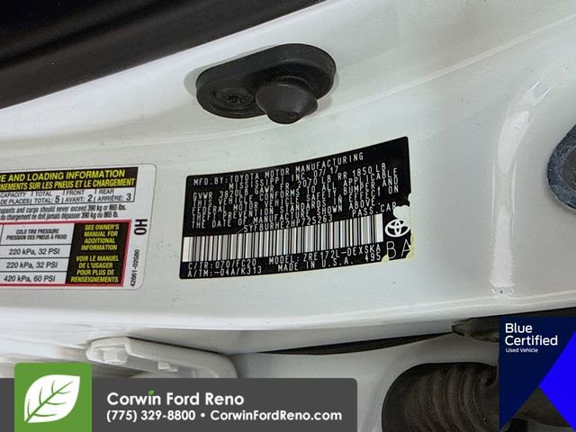 Used 2017 Toyota Corolla SE FWD image 32