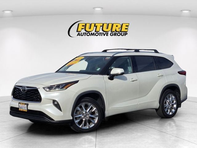Certified 2021 Toyota Highlander Limited FWD image 10