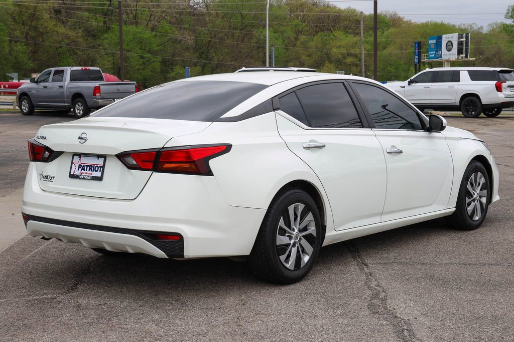 Used 2022 Nissan Altima 2.5 S image 3