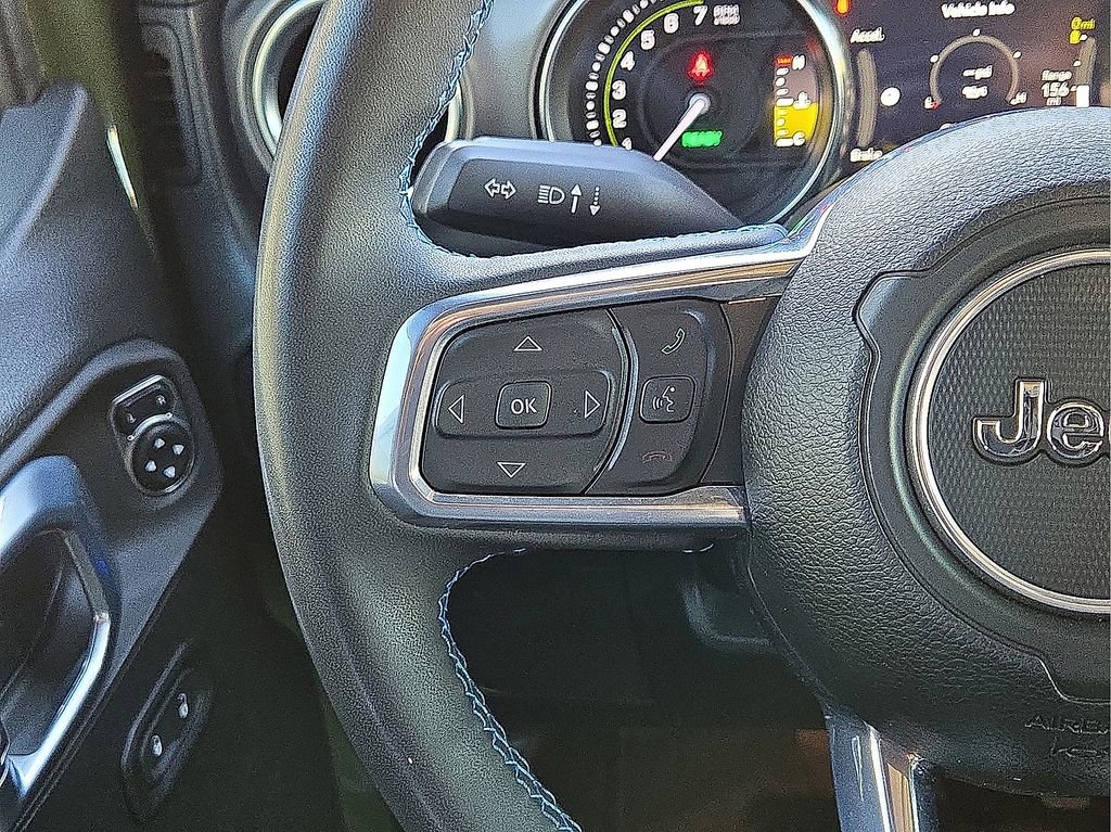 Used 2023 Jeep Wrangler Unlimited Rubicon 4xe image 21