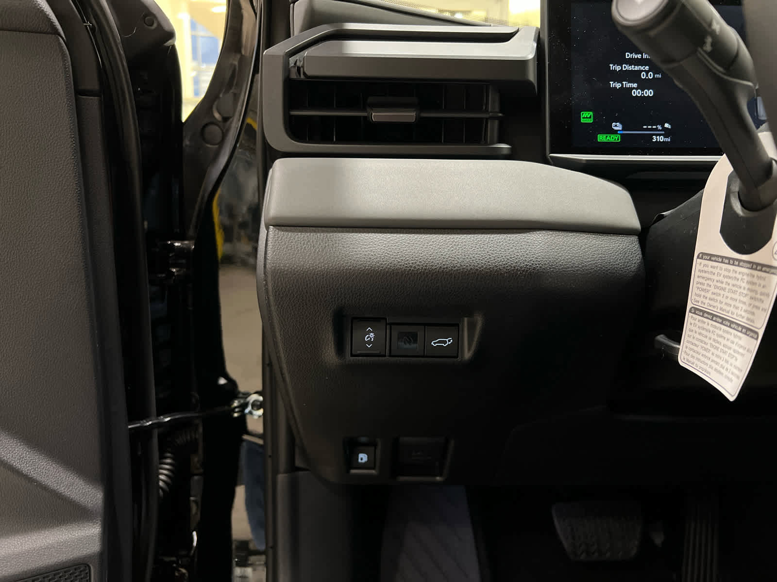 New 2026 Toyota RAV4 XSE AWD/4WD image 22