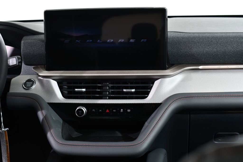 New 2025 Ford Explorer Active w/ Active Comfort Package image 9