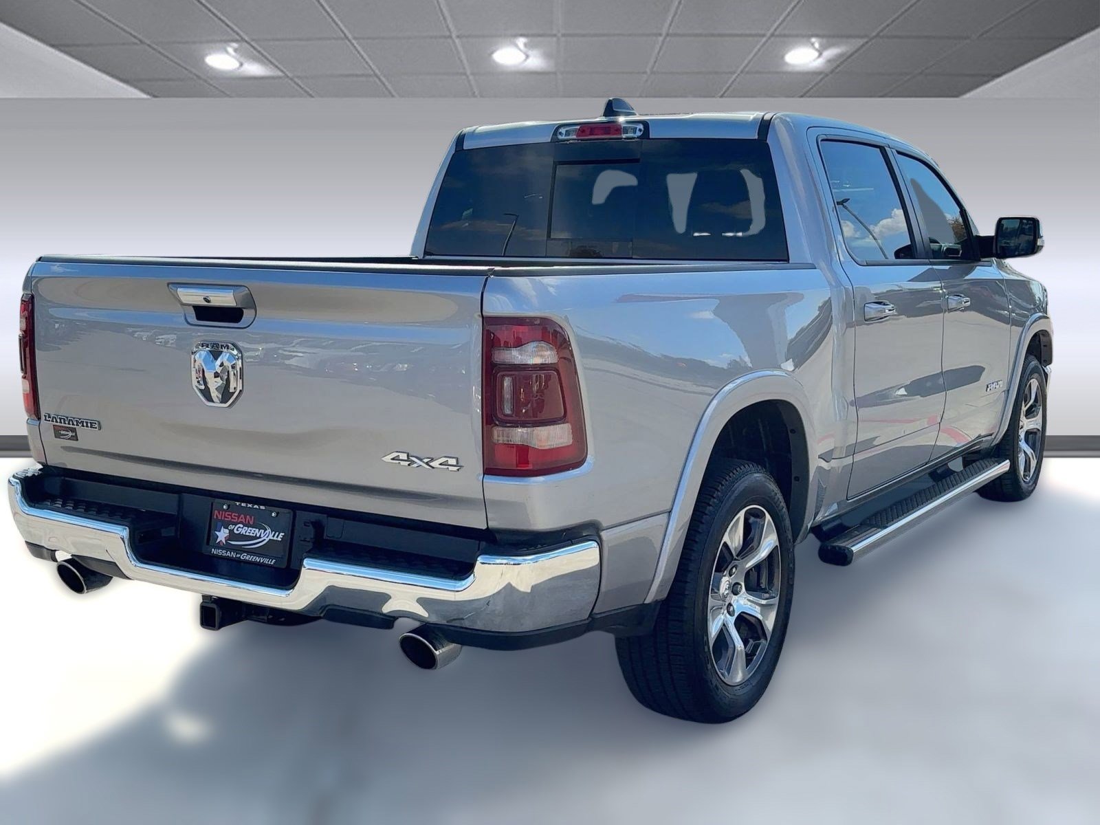 Used 2022 RAM 1500 Laramie image 9