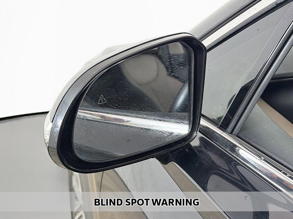 Used 2022 Hyundai Santa Fe SEL w/ Convenience Package image 5