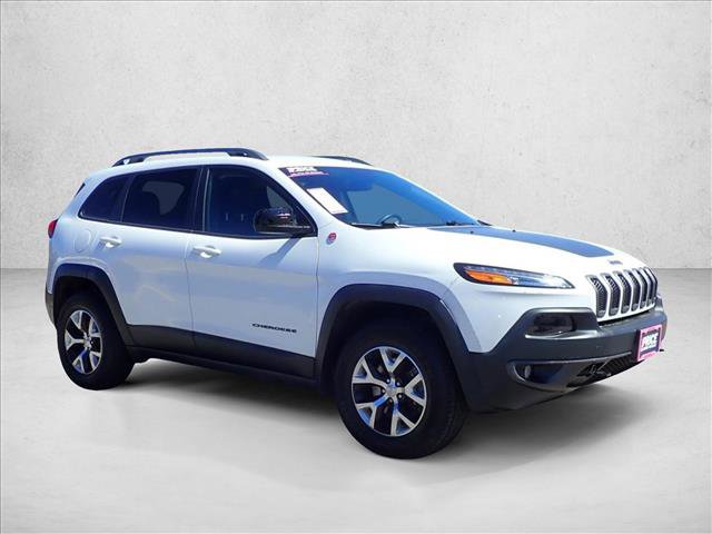 Used 2017 Jeep Cherokee Trailhawk image 6