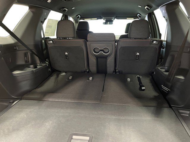 New 2025 Honda Pilot Sport image 27