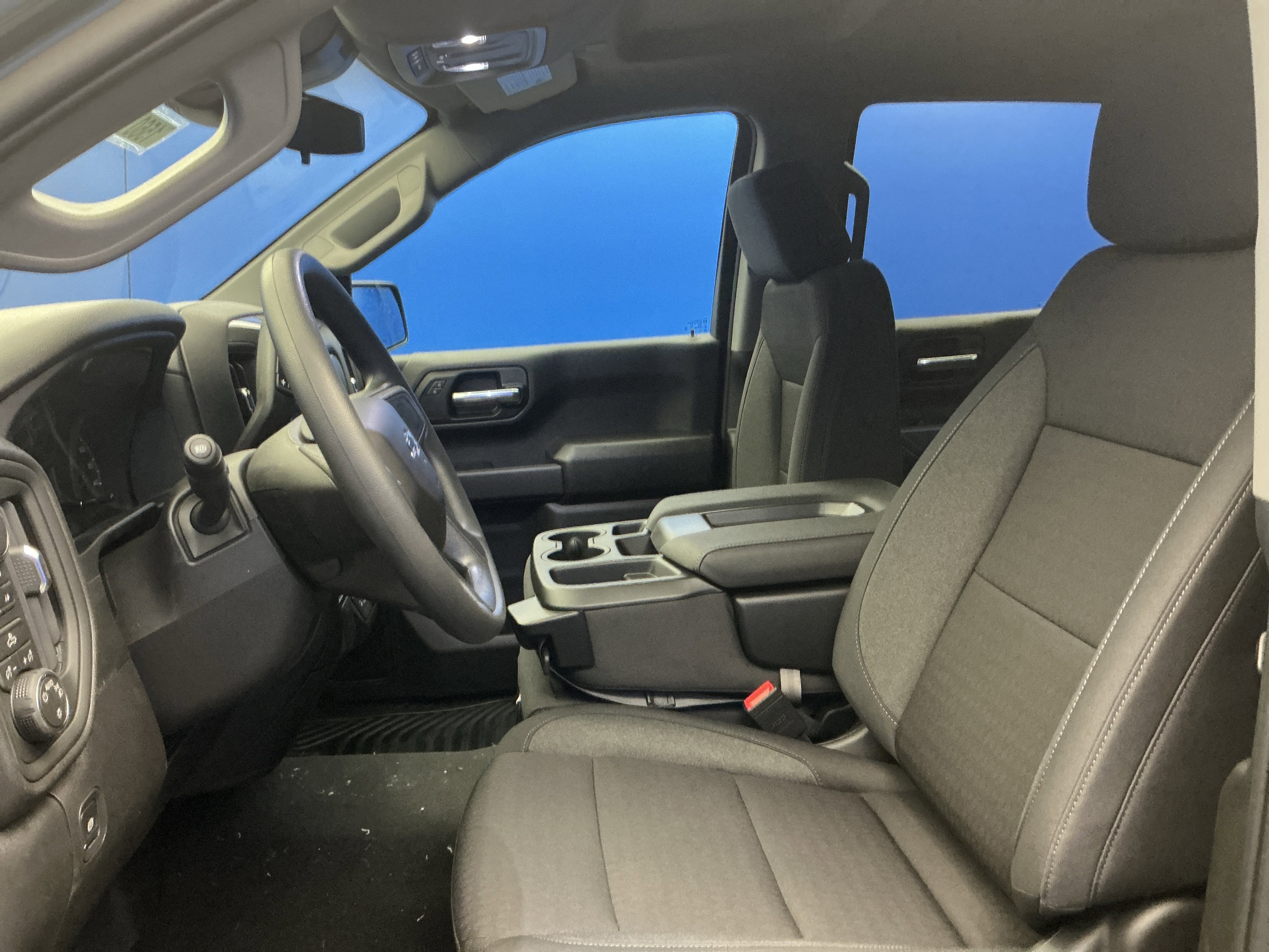 New 2026 Chevrolet Silverado 1500 Custom Trail Boss w/ LPO, Dark Essentials Package AWD/4WD image 12